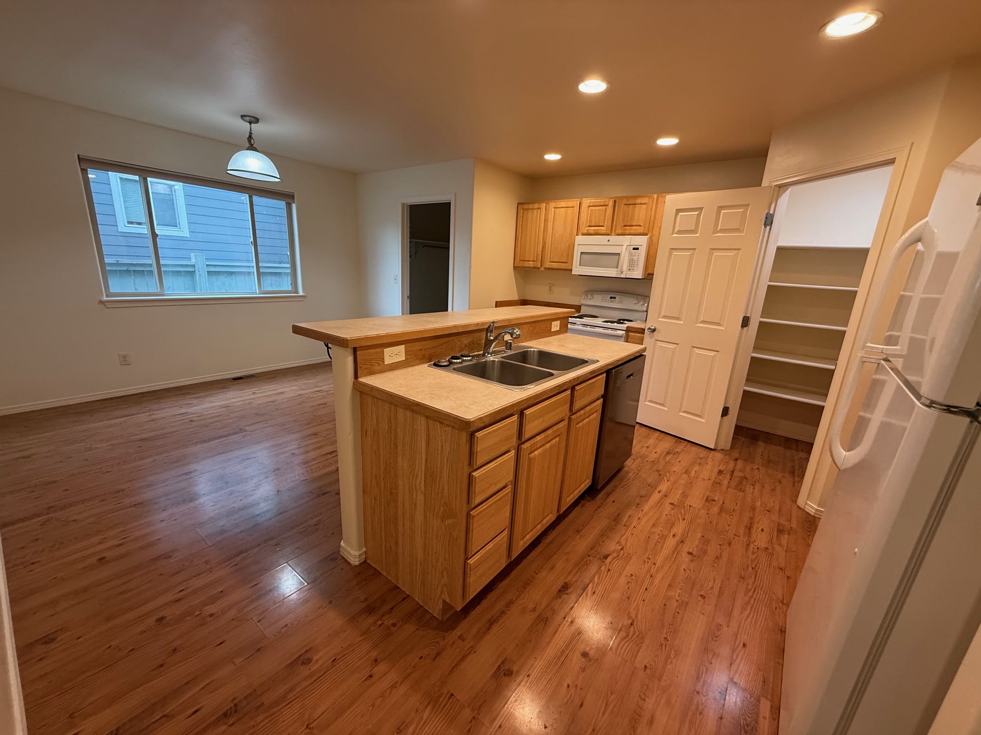 4045 Carbon Street 1 – photo 4