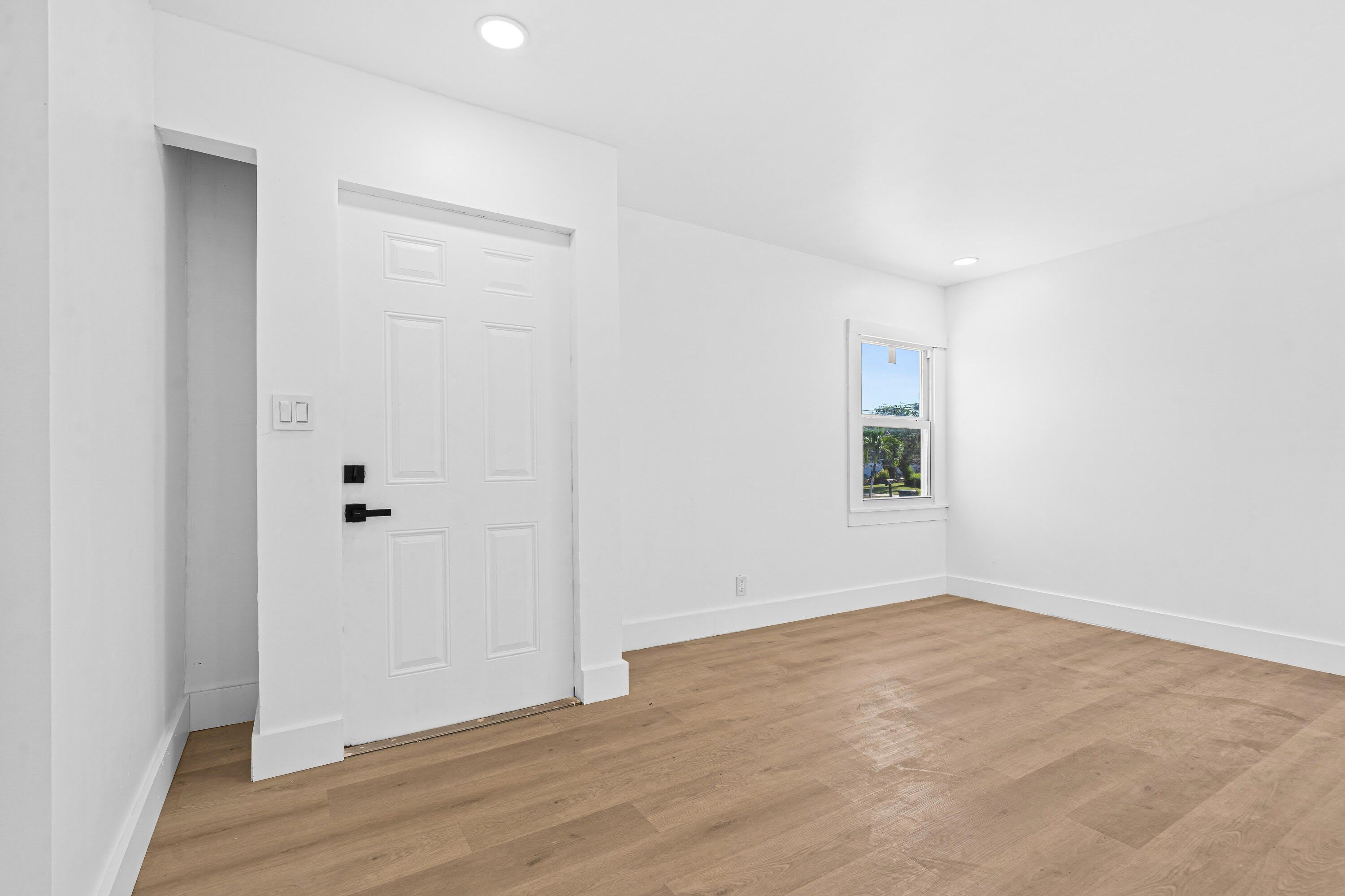 230 SW 6TH Avenue – photo 5