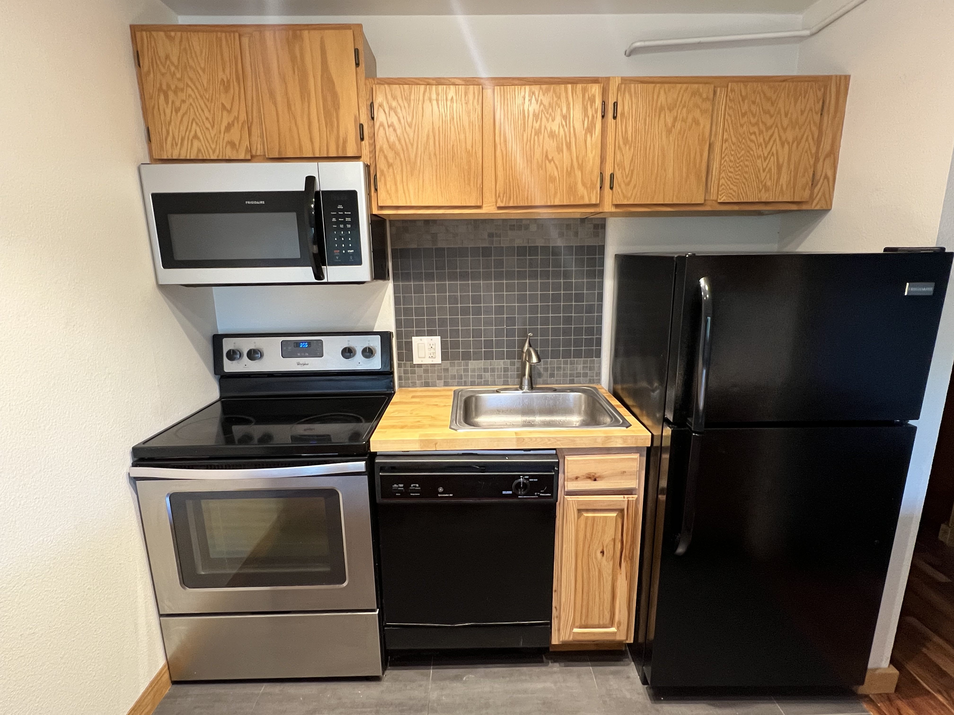 110 South Park Avenue – photo 4