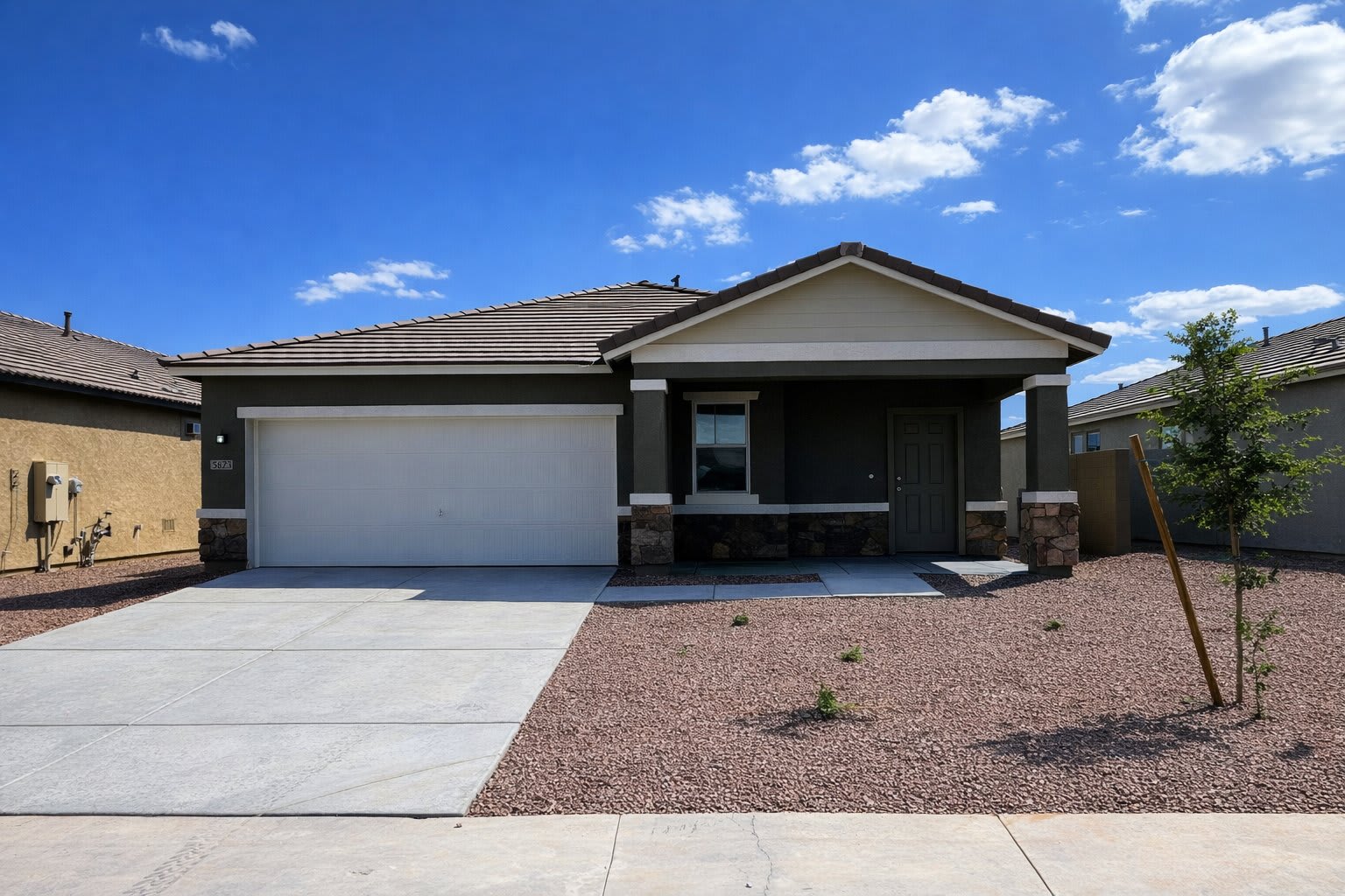 5823 West Willow Ridge Drive – photo 1