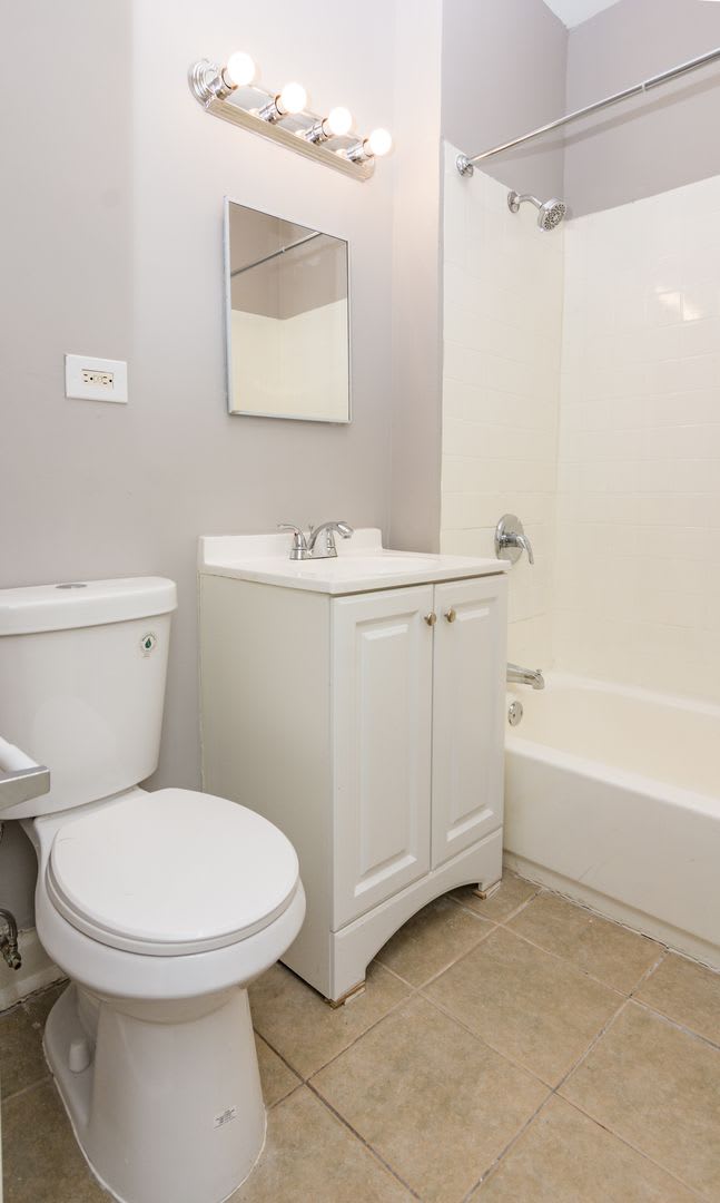 7446 South Kingston Avenue – photo 1