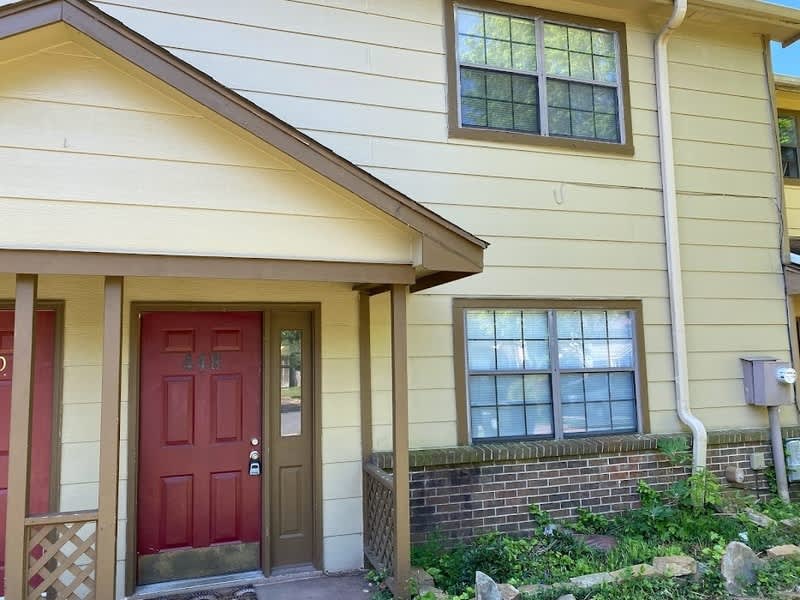448 Oakland Road – photo 1