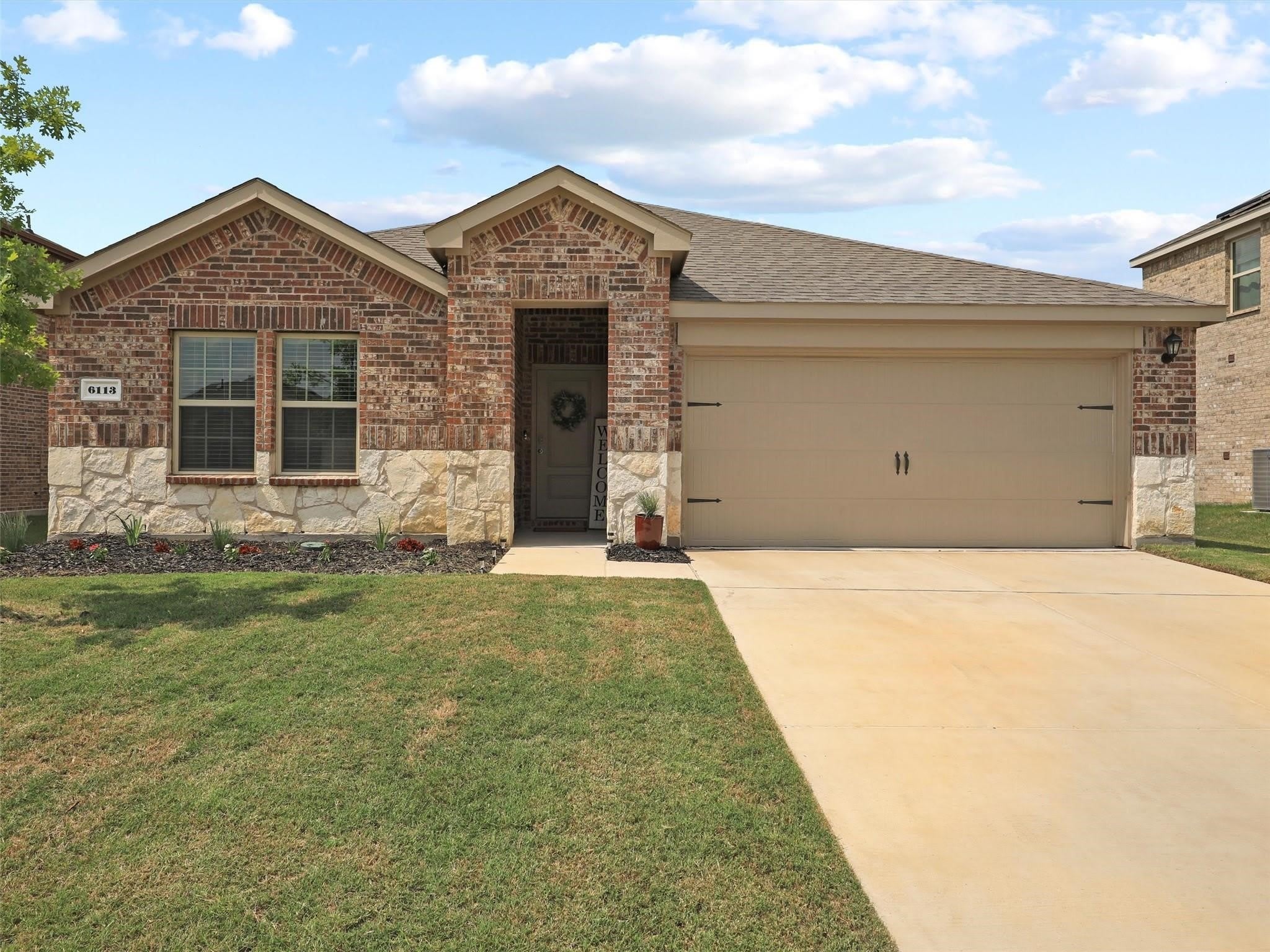 6113 Bracken Drive – photo 1