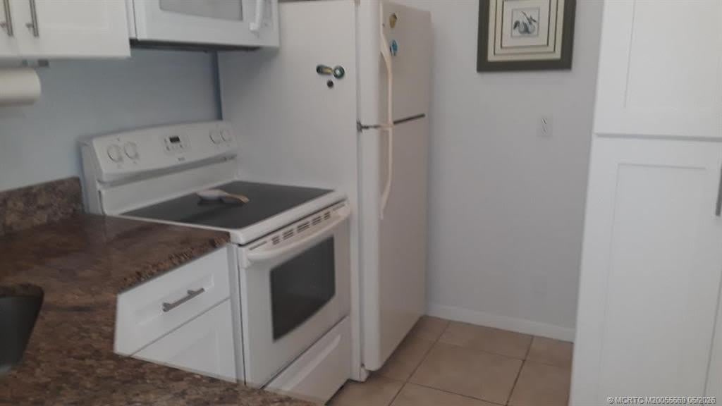 4428 NE Ocean Boulevard – photo 2