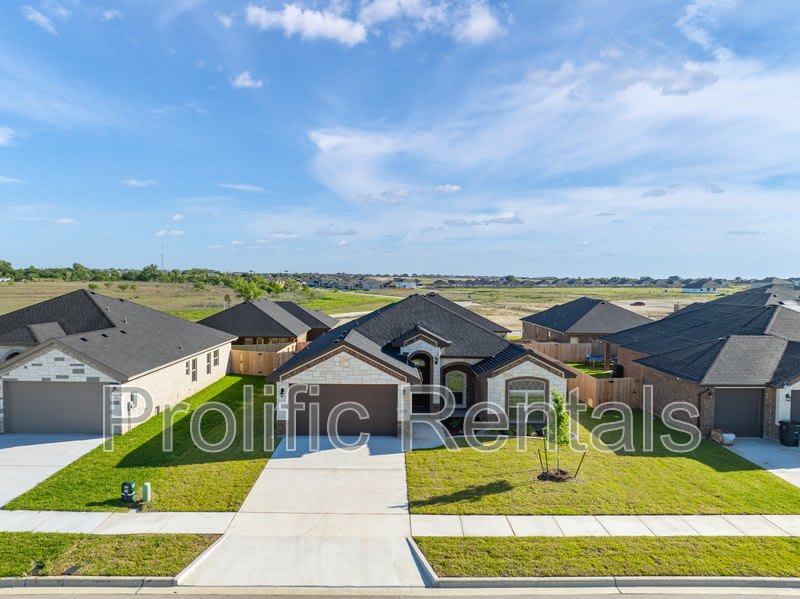 507 Tooter Street – photo 5
