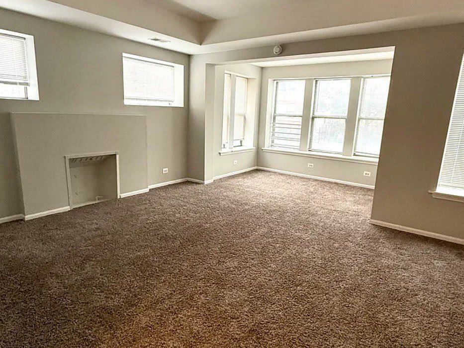 6143 S Woodlawn Avenue – photo 2