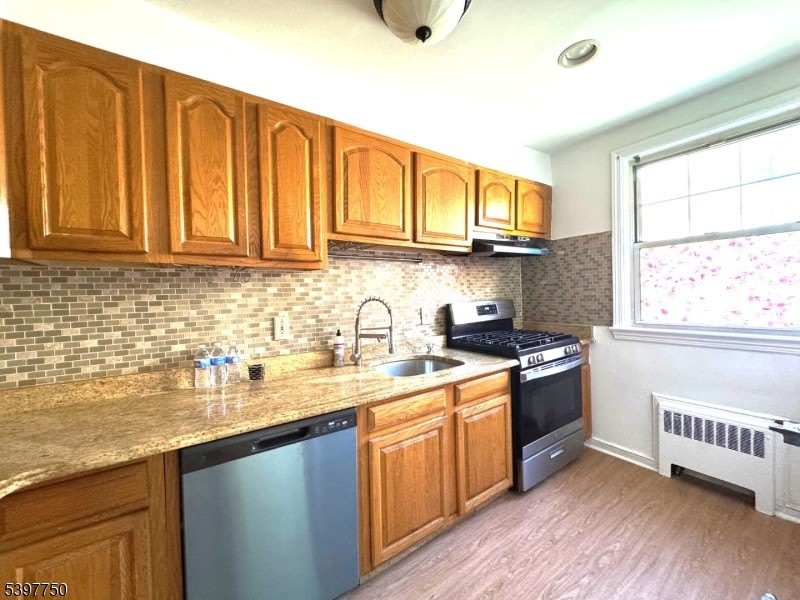 176 Millburn Ave – photo 2