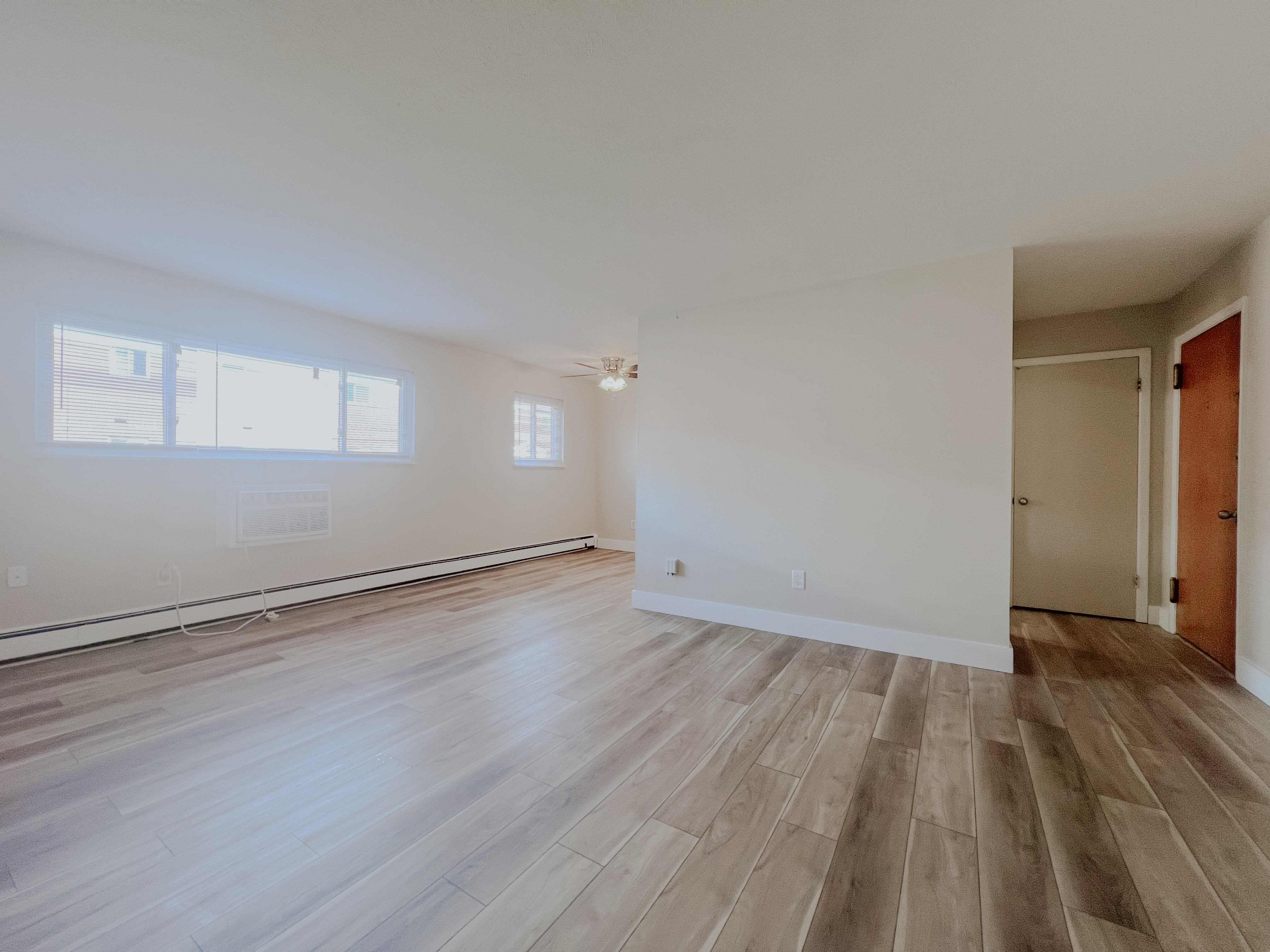 Emerald Village Apartments – photo 4