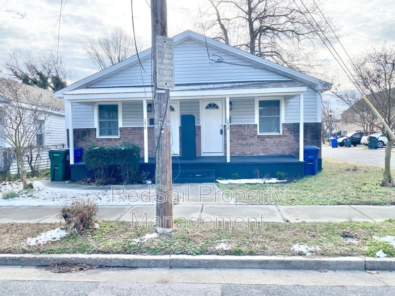 1010 36th St – photo 3