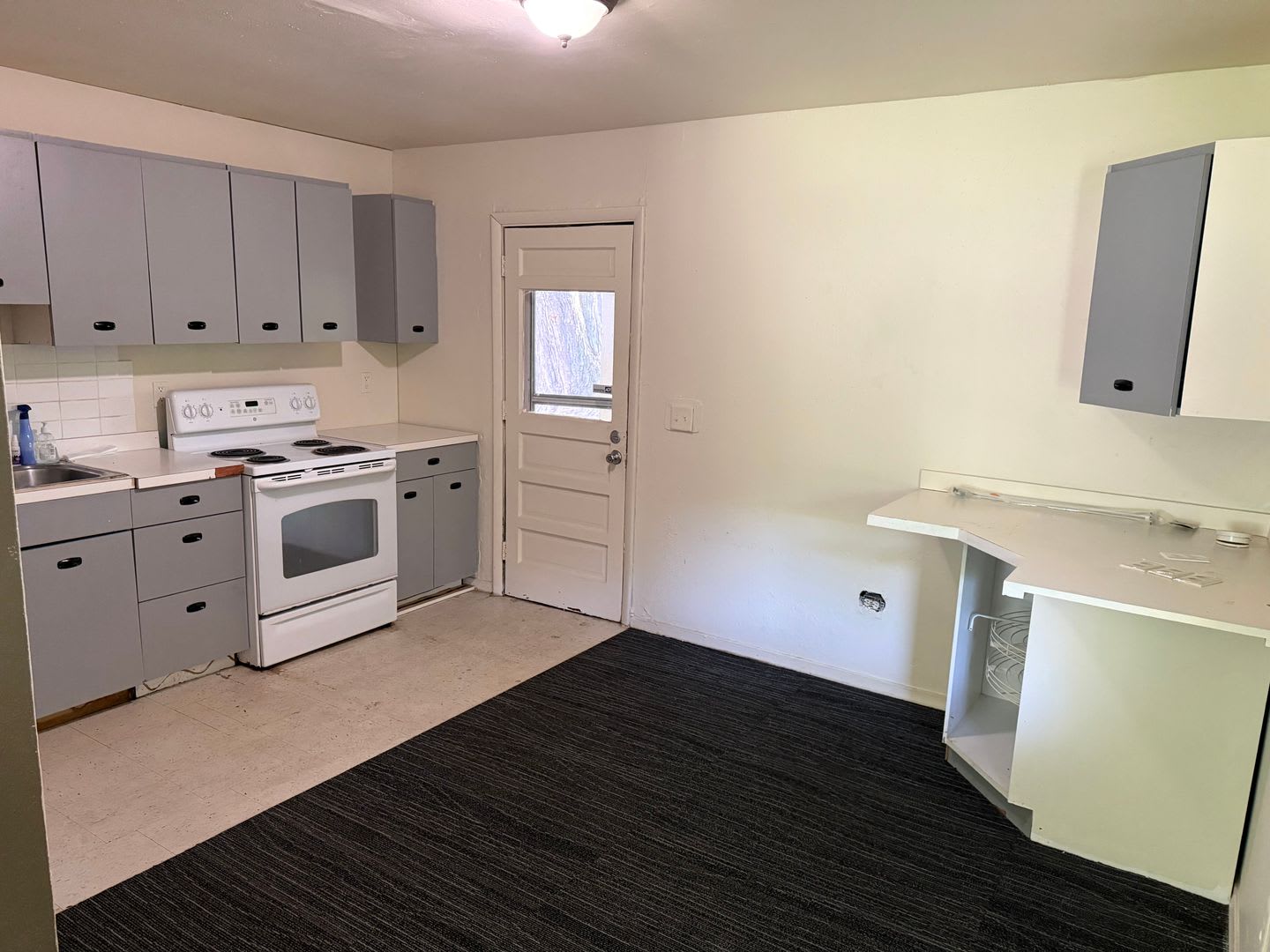 1724 Roselawn Ave. – photo 5
