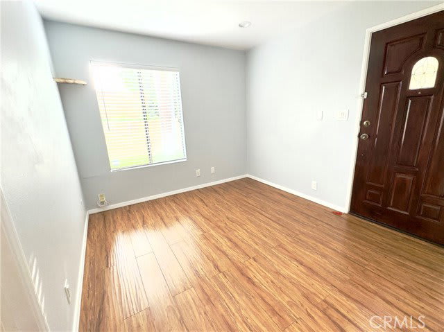 375 South Sierra Madre Boulevard – photo 2