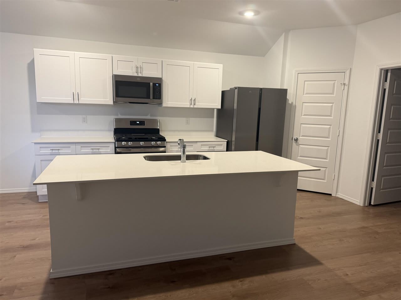 2105 W 30th Place – photo 4