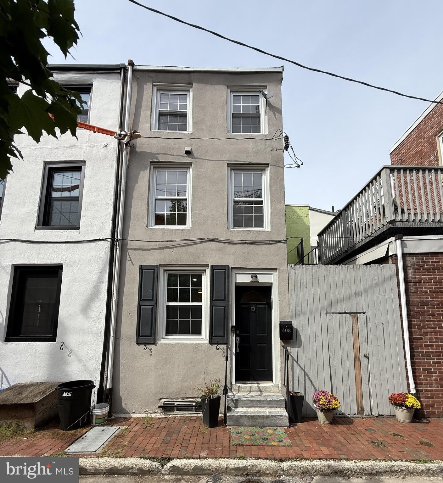 408 S ALDER Street – photo 1