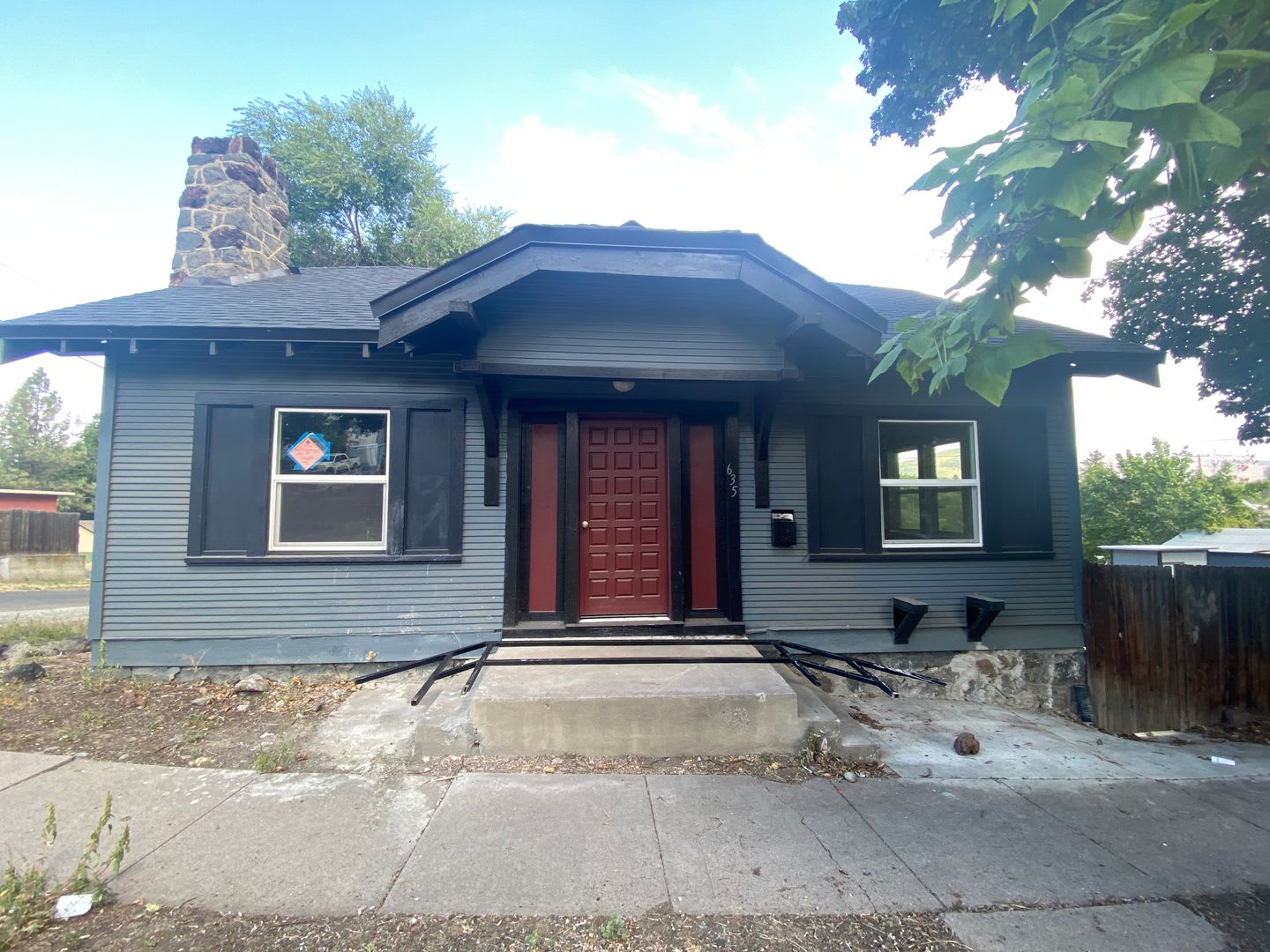 5 Bedroom 1 5 Bath House – photo 1
