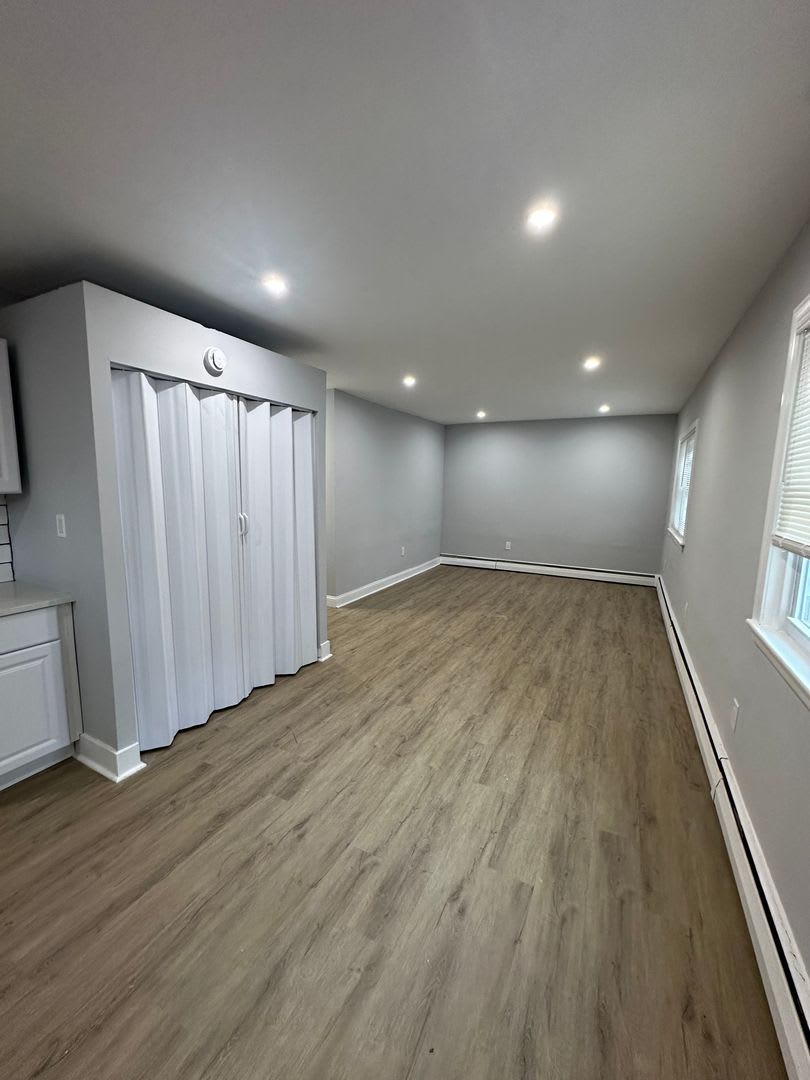 1604 MacDade Boulevard – photo 3