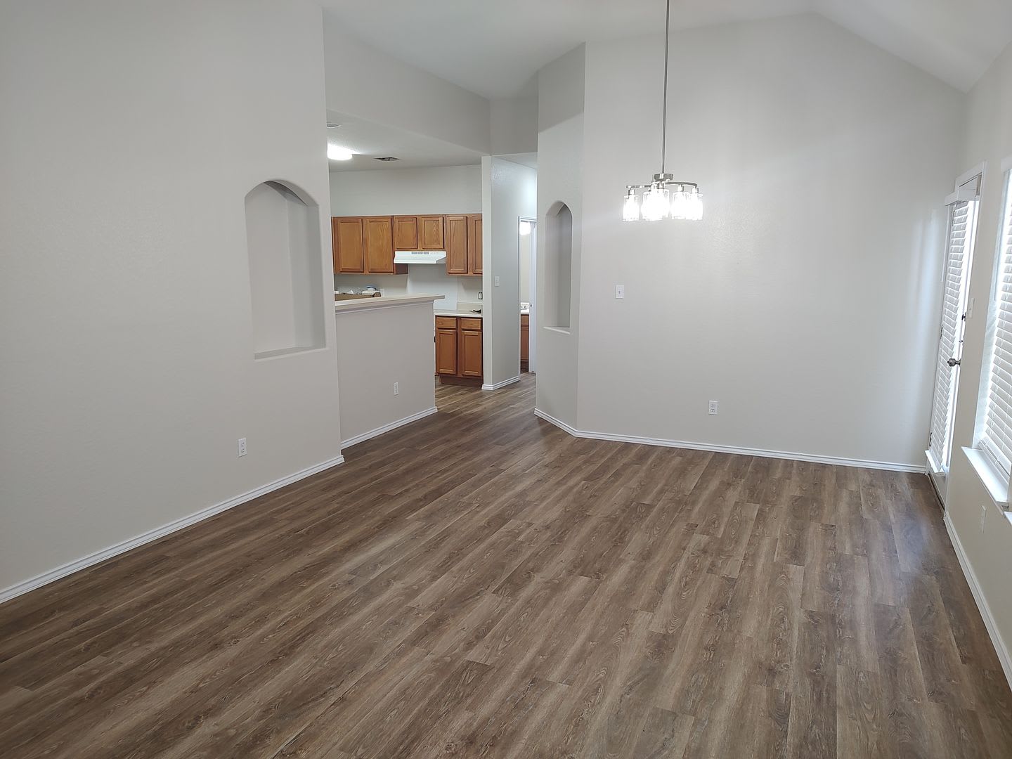 Cute duplex in HOA managed subdivision in Round Rock, close to Dell & 130. – photo 5