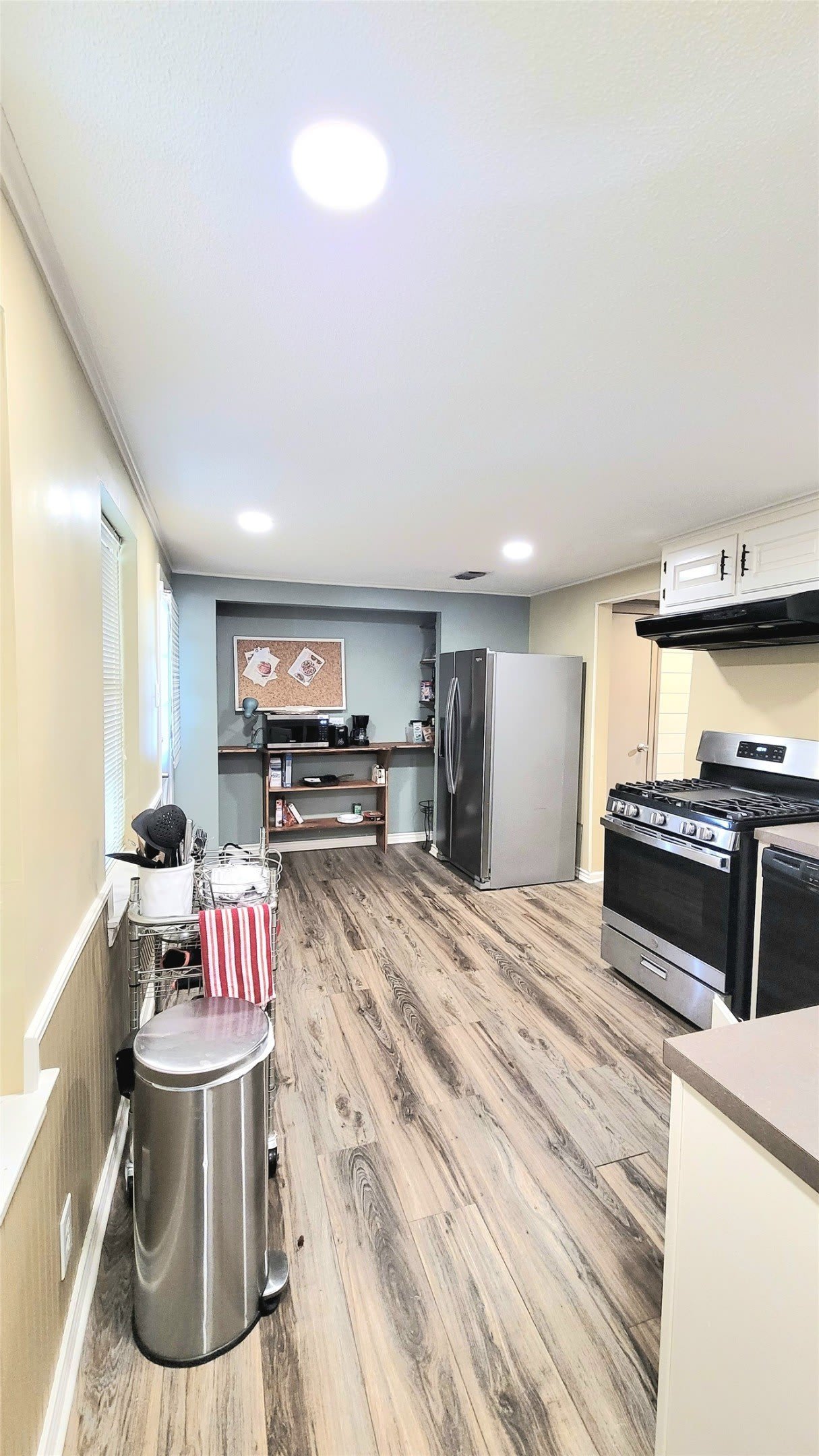 1403 S Donnybrook Avenue – photo 5