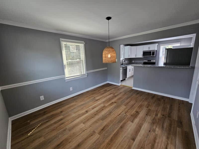 3907 E Chatham Dr – photo 5