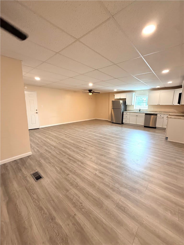484 3rd Street – photo 4