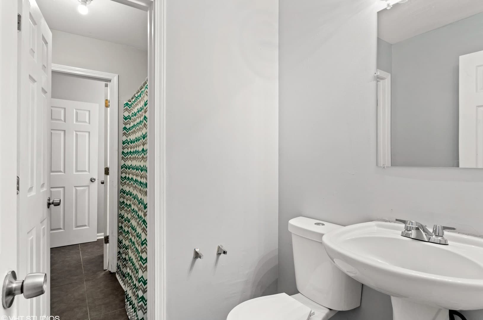 Room in 7 Bedroom Home at 1123 Jones Ave NW – photo 5