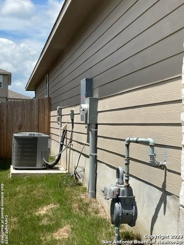 13714 BOOTHE GRV – photo 3