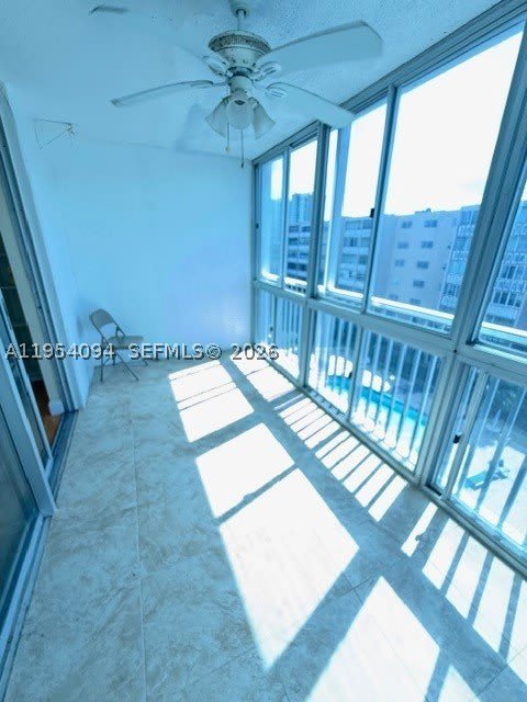 319 NE 14th Ave – photo 5