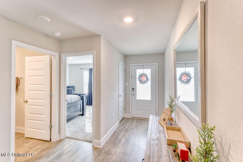 6476 Eastland Circle – photo 5