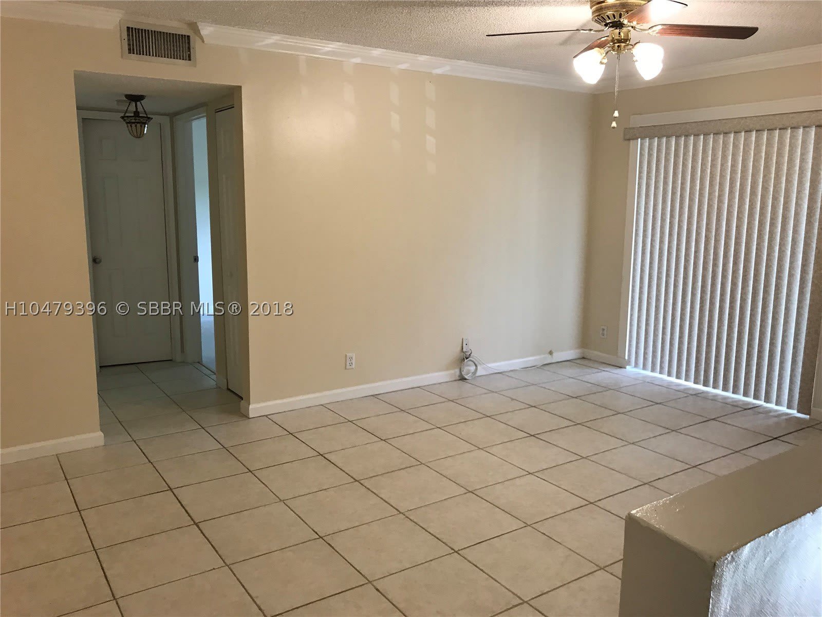 107 Gardens Dr – photo 1