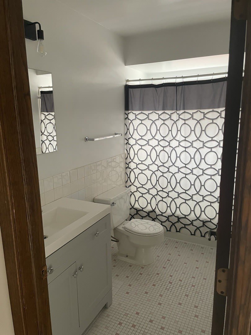 790 Lee Street – photo 3