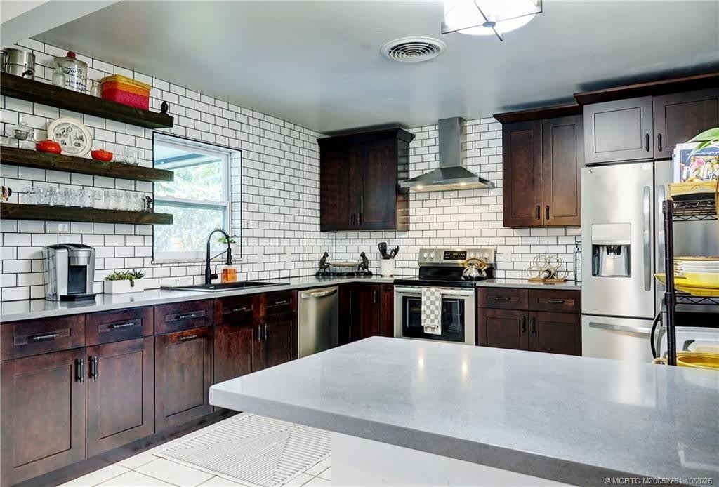 905 SE Flamingo Avenue – photo 4