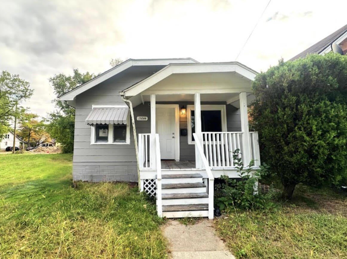 15844 Wildemere Street – photo 2