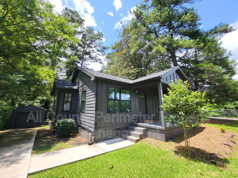 2107 Pinehurst Drive – photo 2