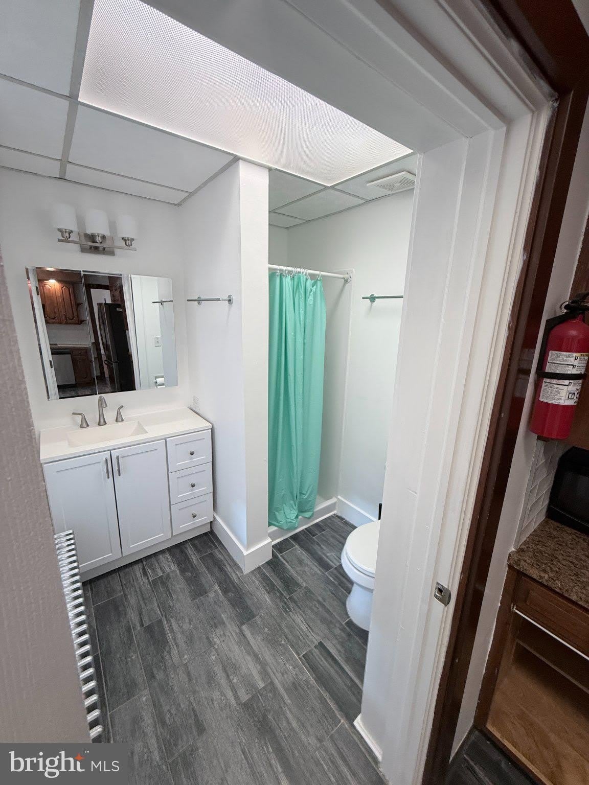 834 CENTRE Avenue – photo 5