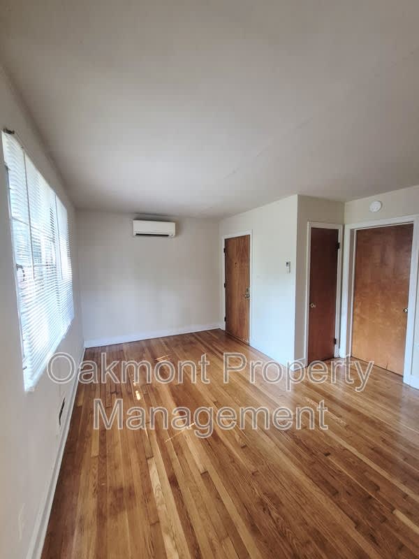 3230 West Grace Street – photo 5