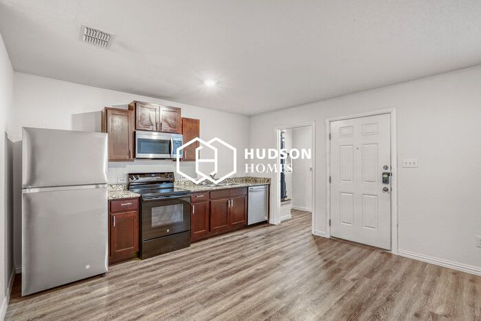 110 Plan Street – photo 5