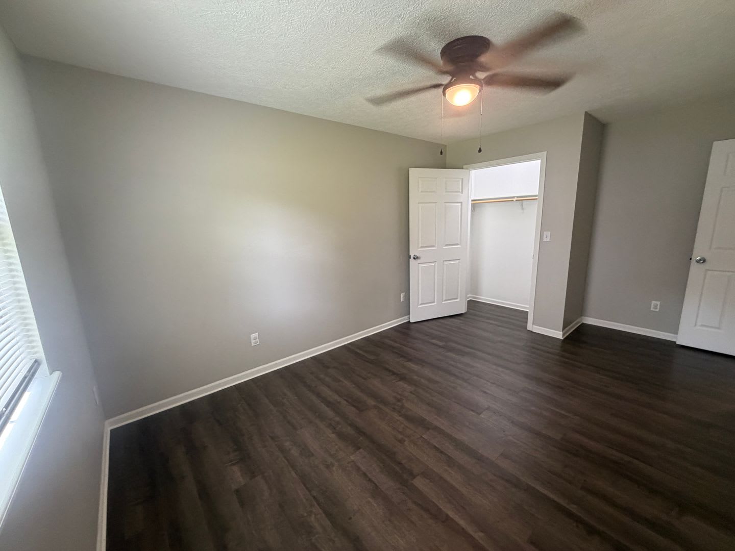 Large home close to post! – photo 5