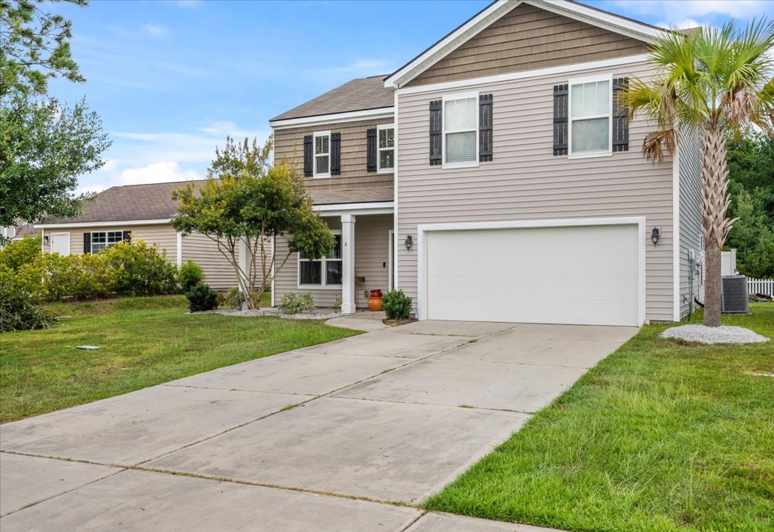 Home for Rent in Godley Park! – photo 2