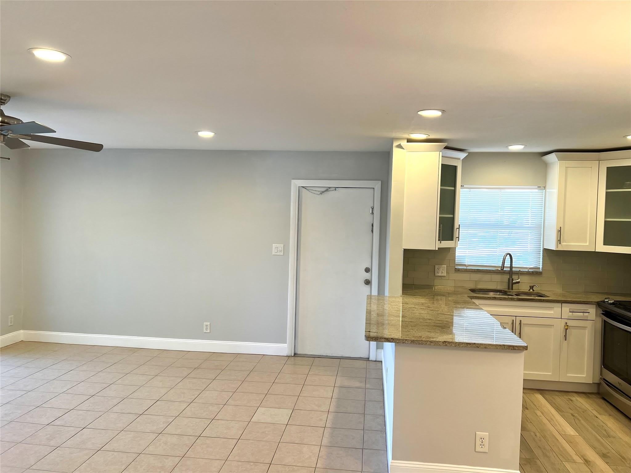 2840 NE 14th Street – photo 2