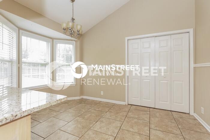 728 Stone Hedge Drive – photo 5