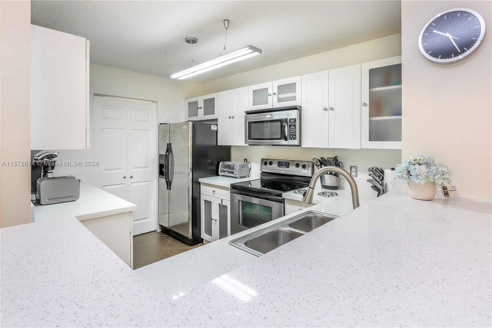 19555 East Country Club Drive – photo 4
