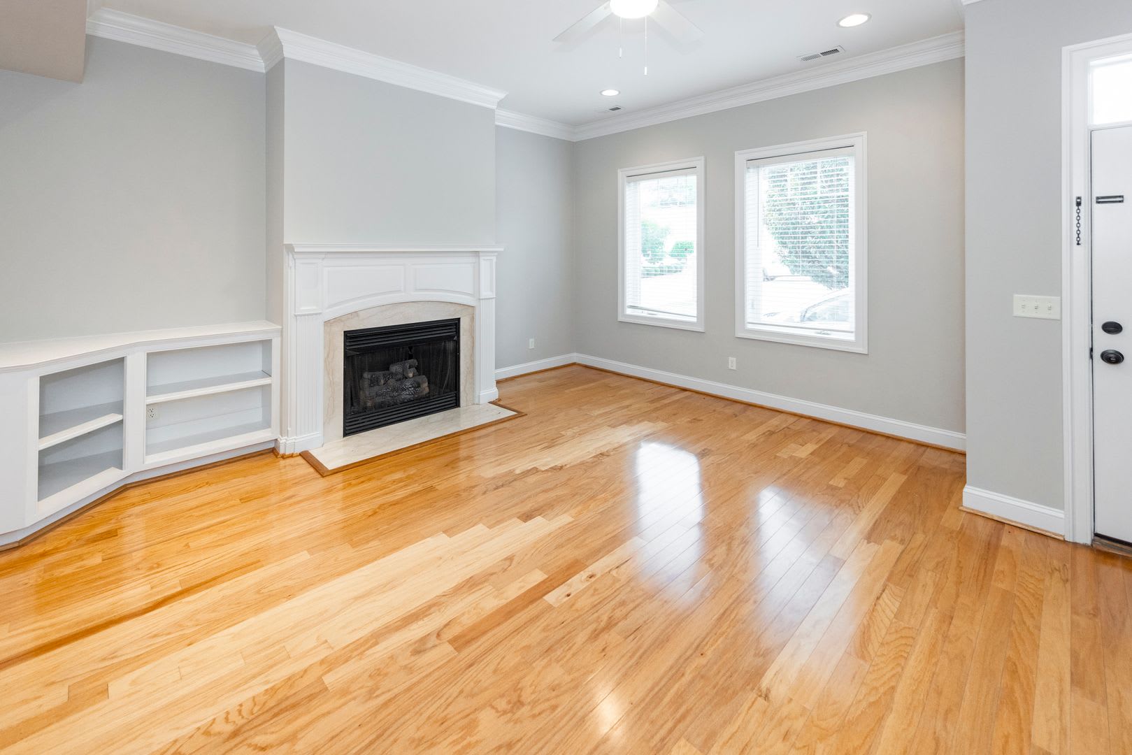 Beautifully updated 3-bedroom, 2.5 bath home at the North End – photo 4