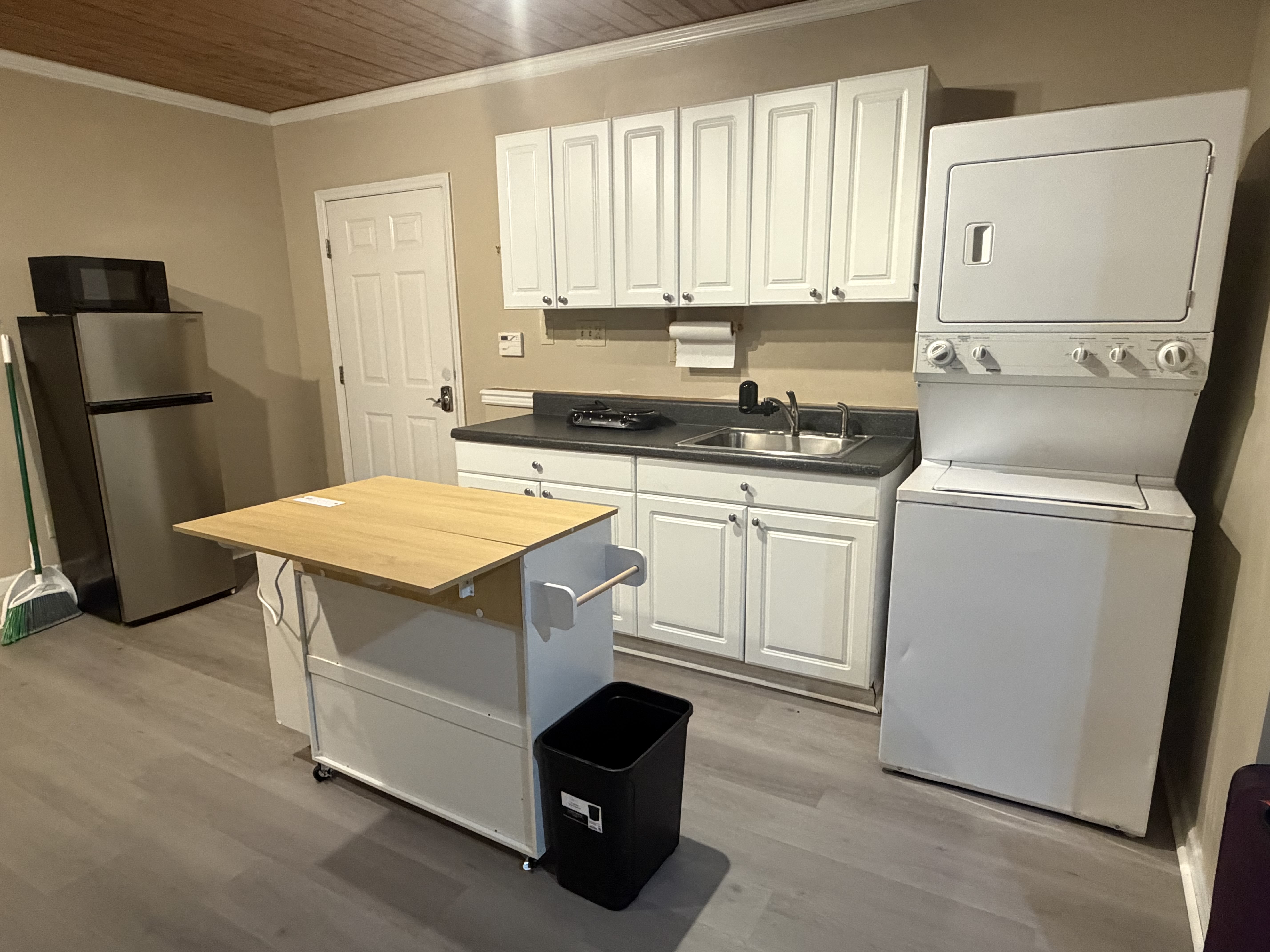 1211 Tarrant Rd – photo 5