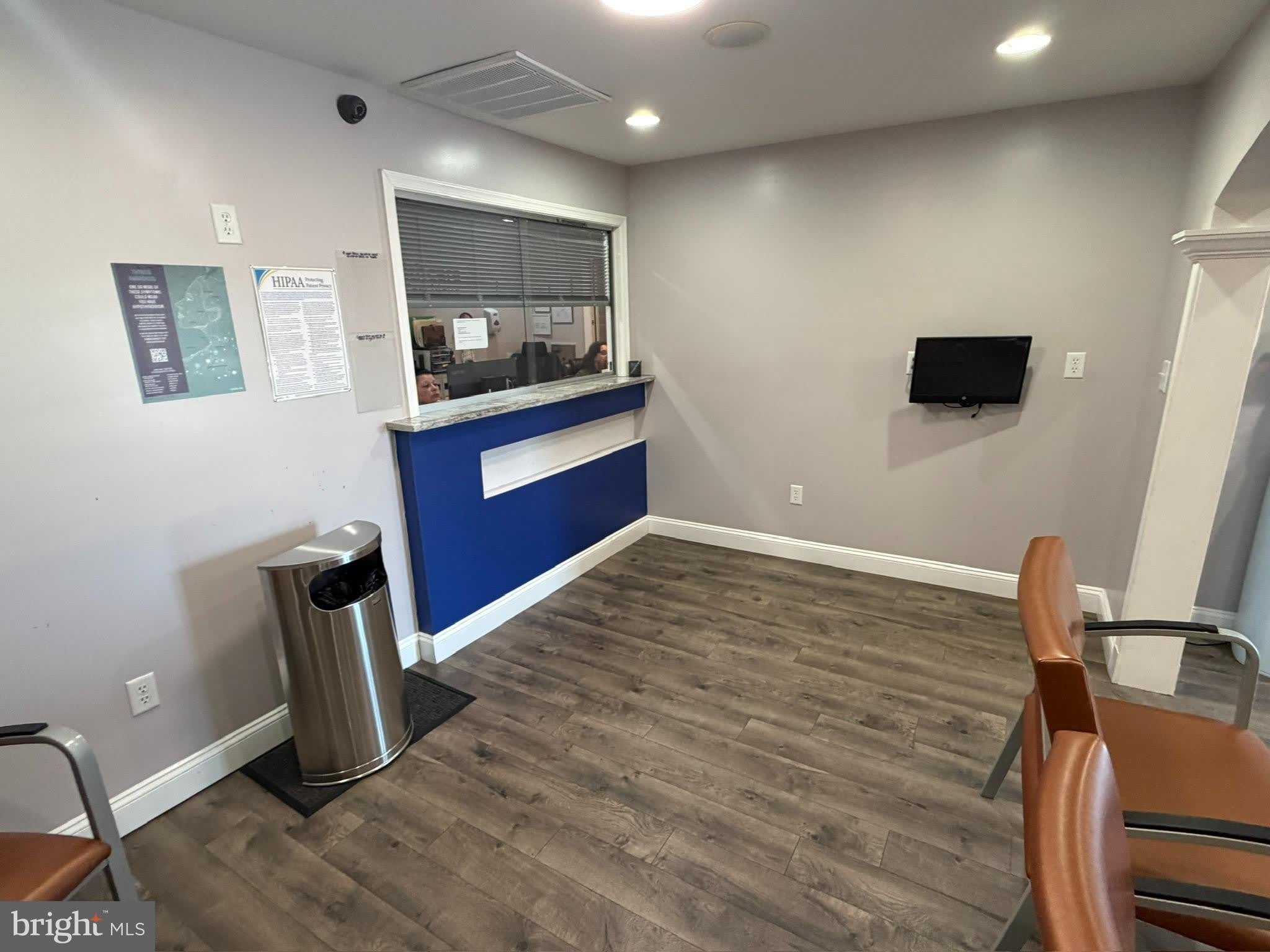 307 MEDICAL Court – photo 3