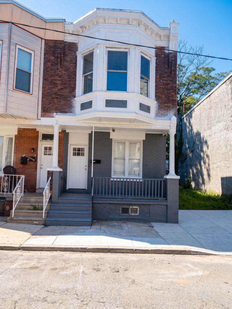 5030 Summer St. – photo 2