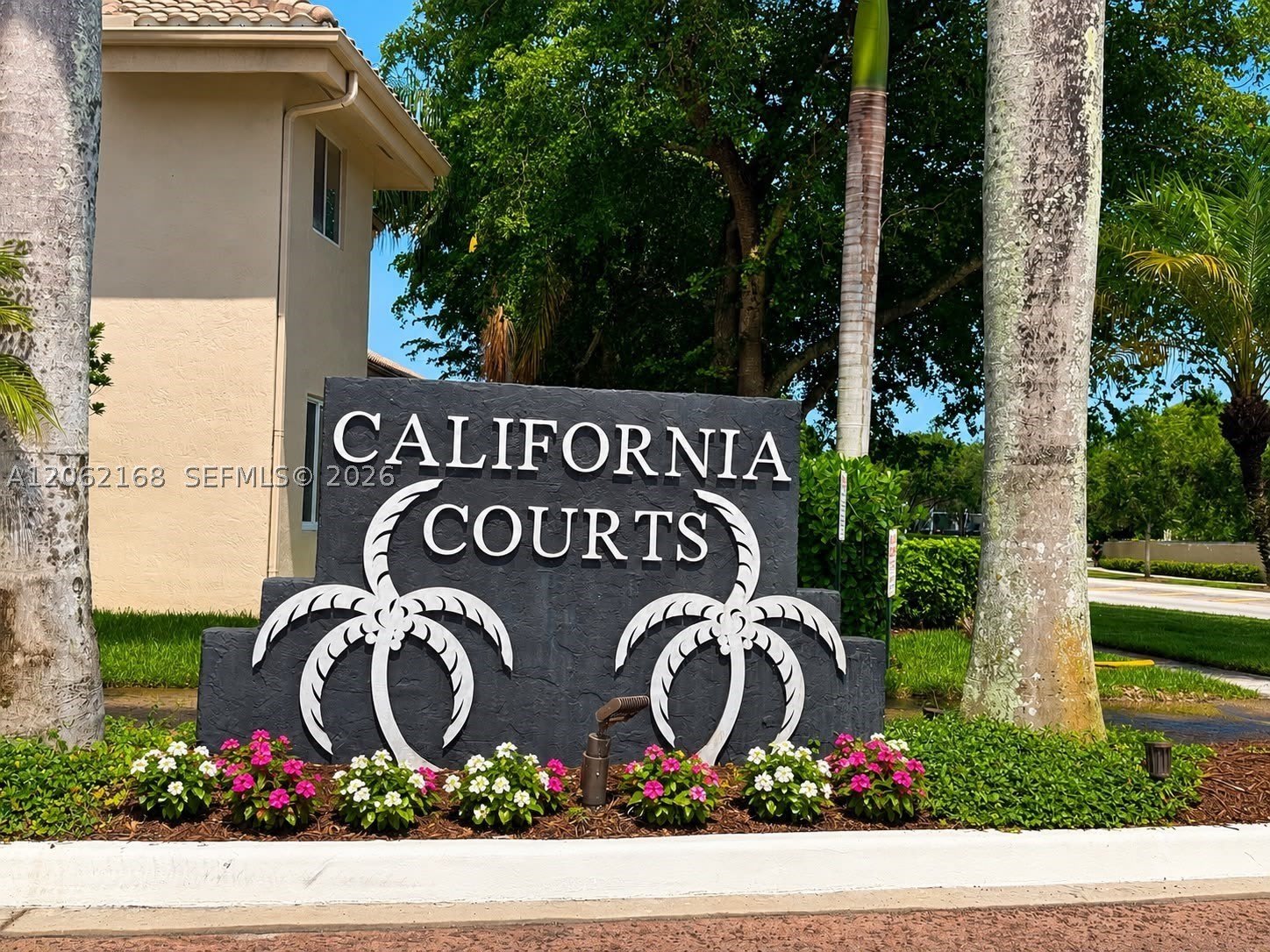 16341 Malibu Dr – photo 1
