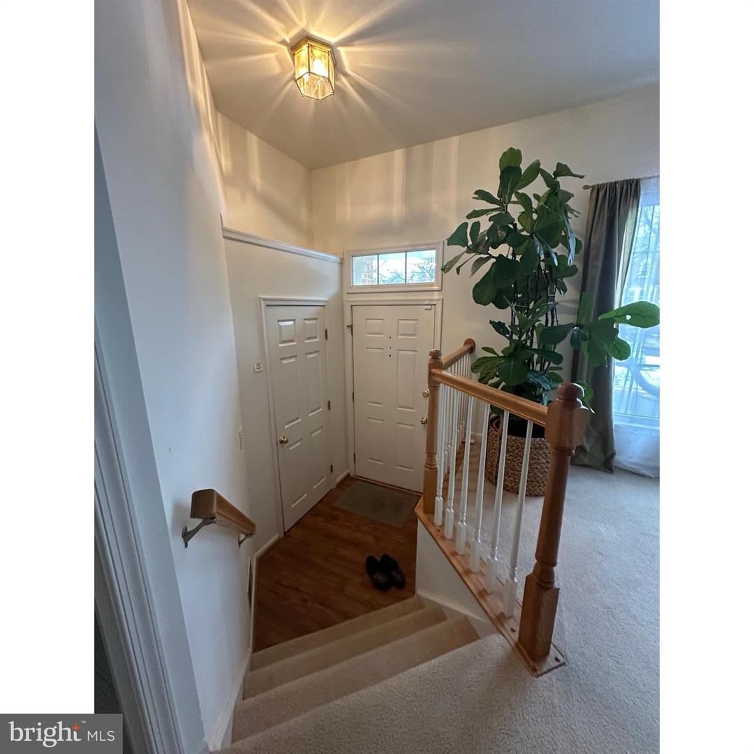 Welcome to this beautifully maintained Reston townhome offering comfort, style, and an unbeatable location. – photo 2