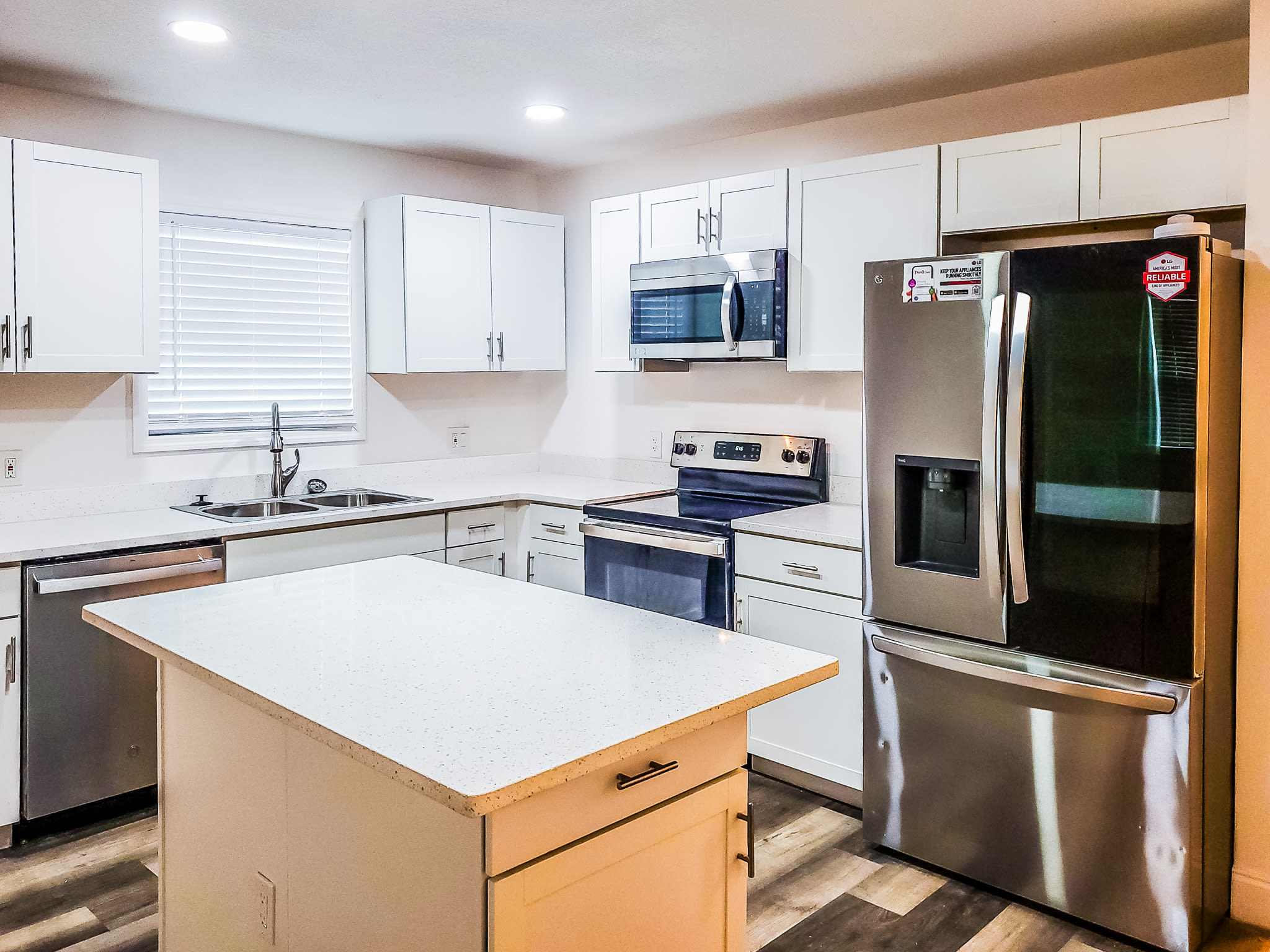 223 Monterey Boulevard – photo 3