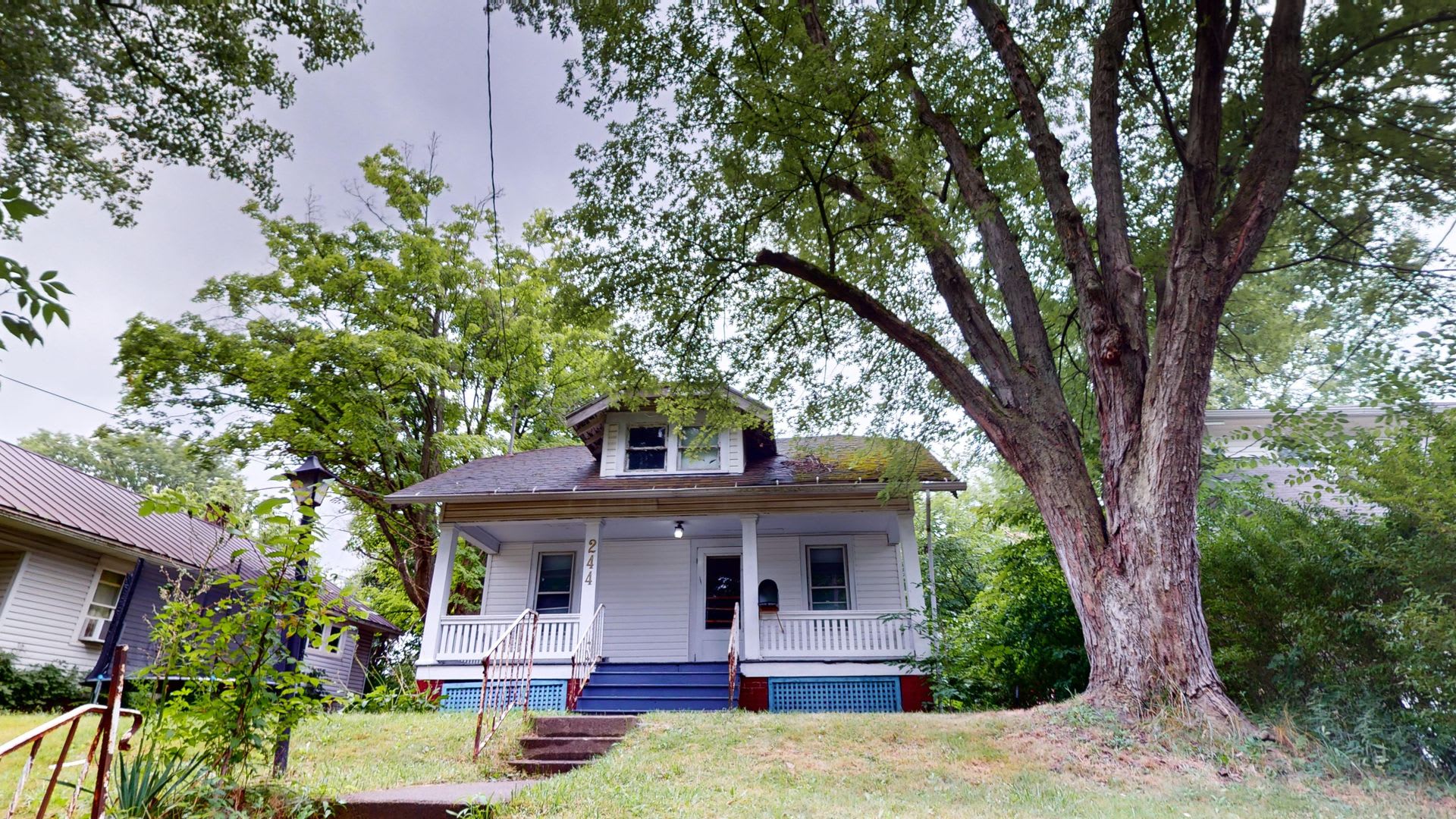 Coming Soon Cute 2 Bedroom Near Park – photo 1