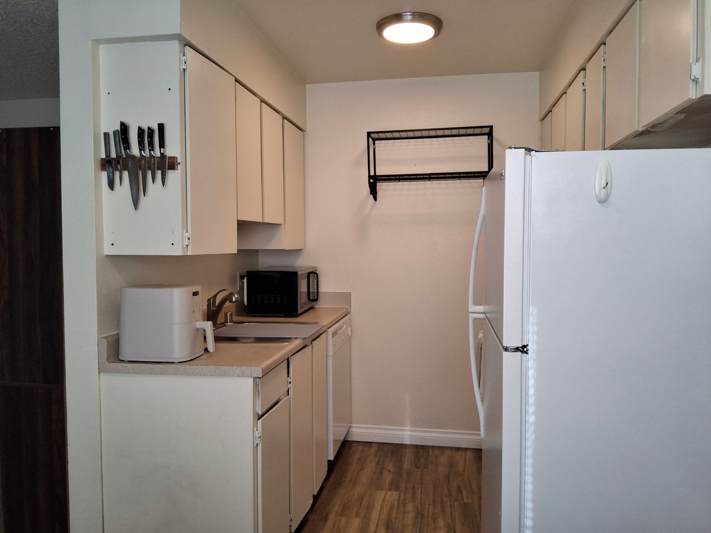 Midtown Furnished 1 Bedroom – photo 4
