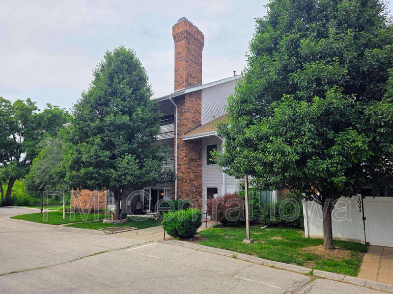 1100 50Th Street – photo 1